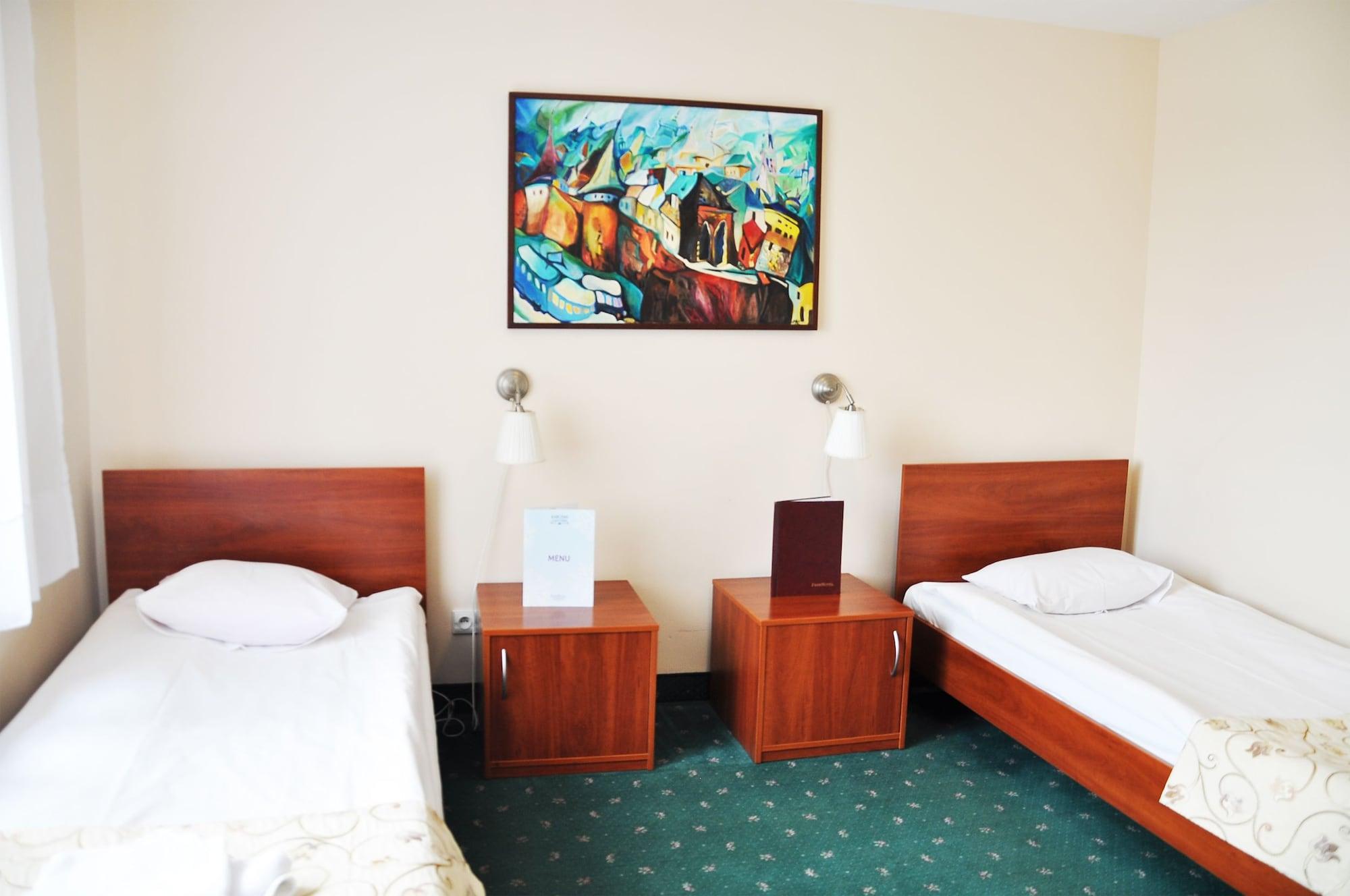 Parkhotel Economic Wielka Wies  Extérieur photo