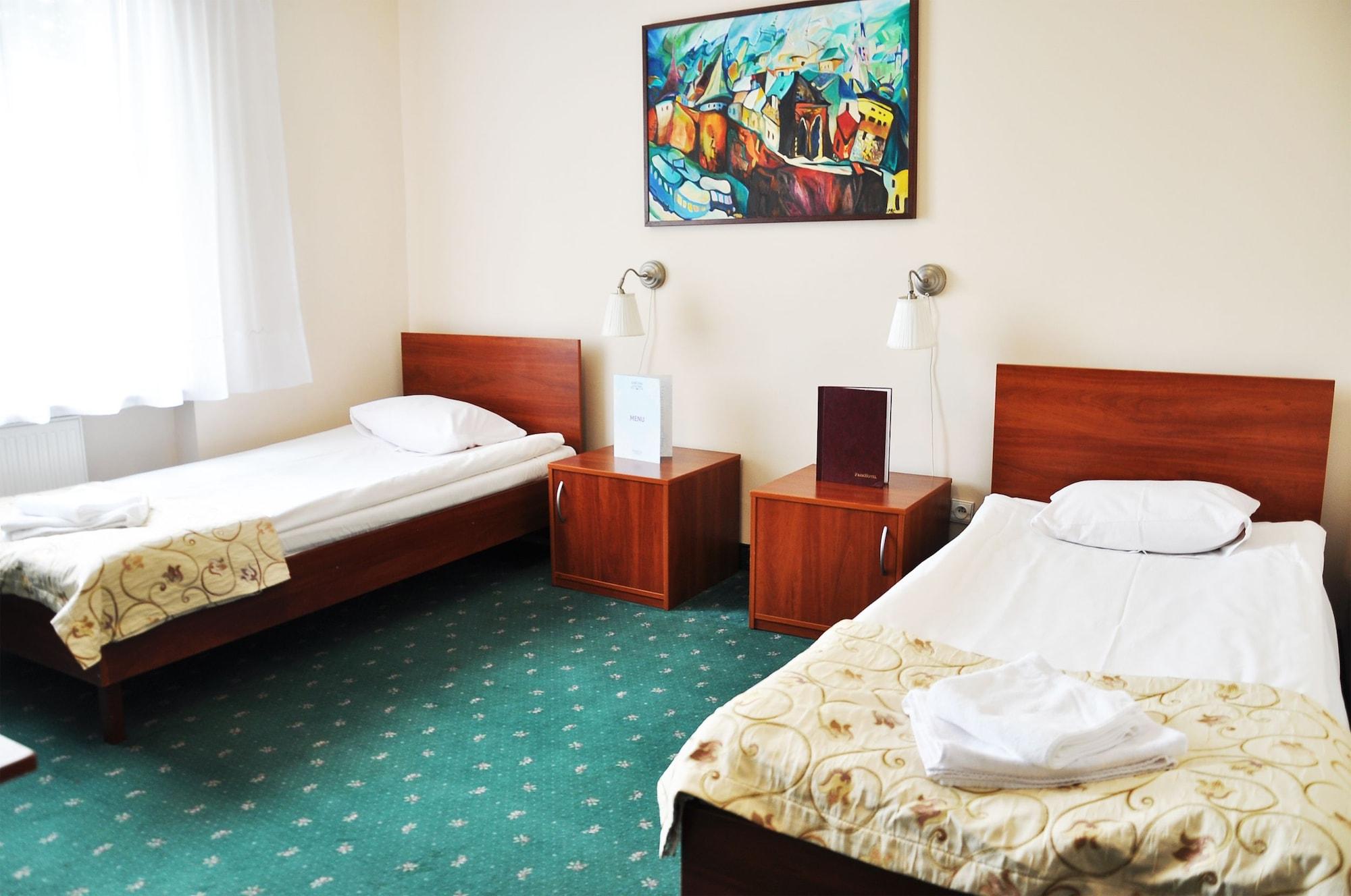 Parkhotel Economic Wielka Wies  Extérieur photo