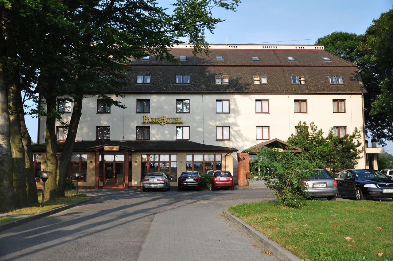 Parkhotel Economic Wielka Wies  Extérieur photo